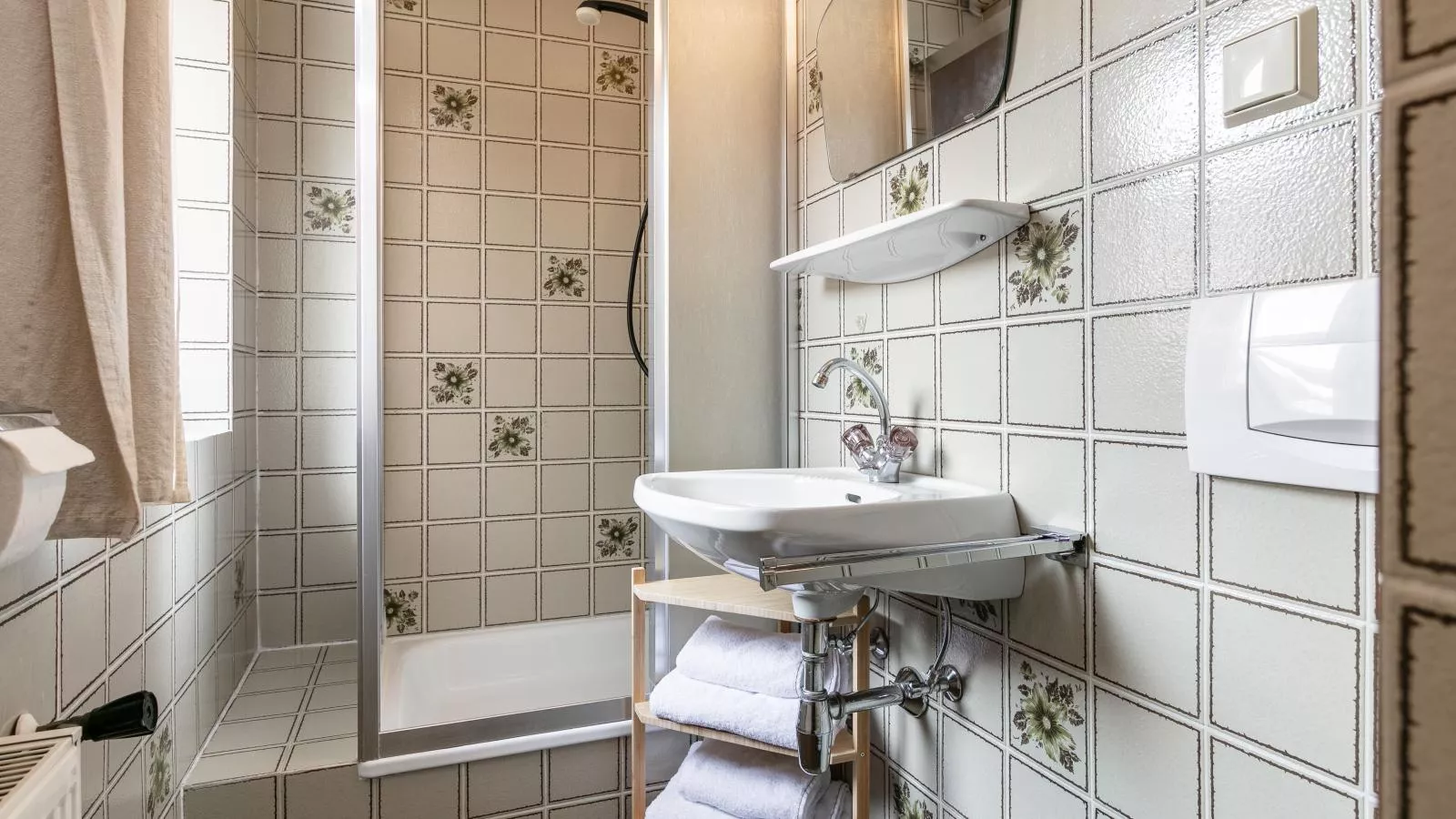Pension Schreder-Bathroom