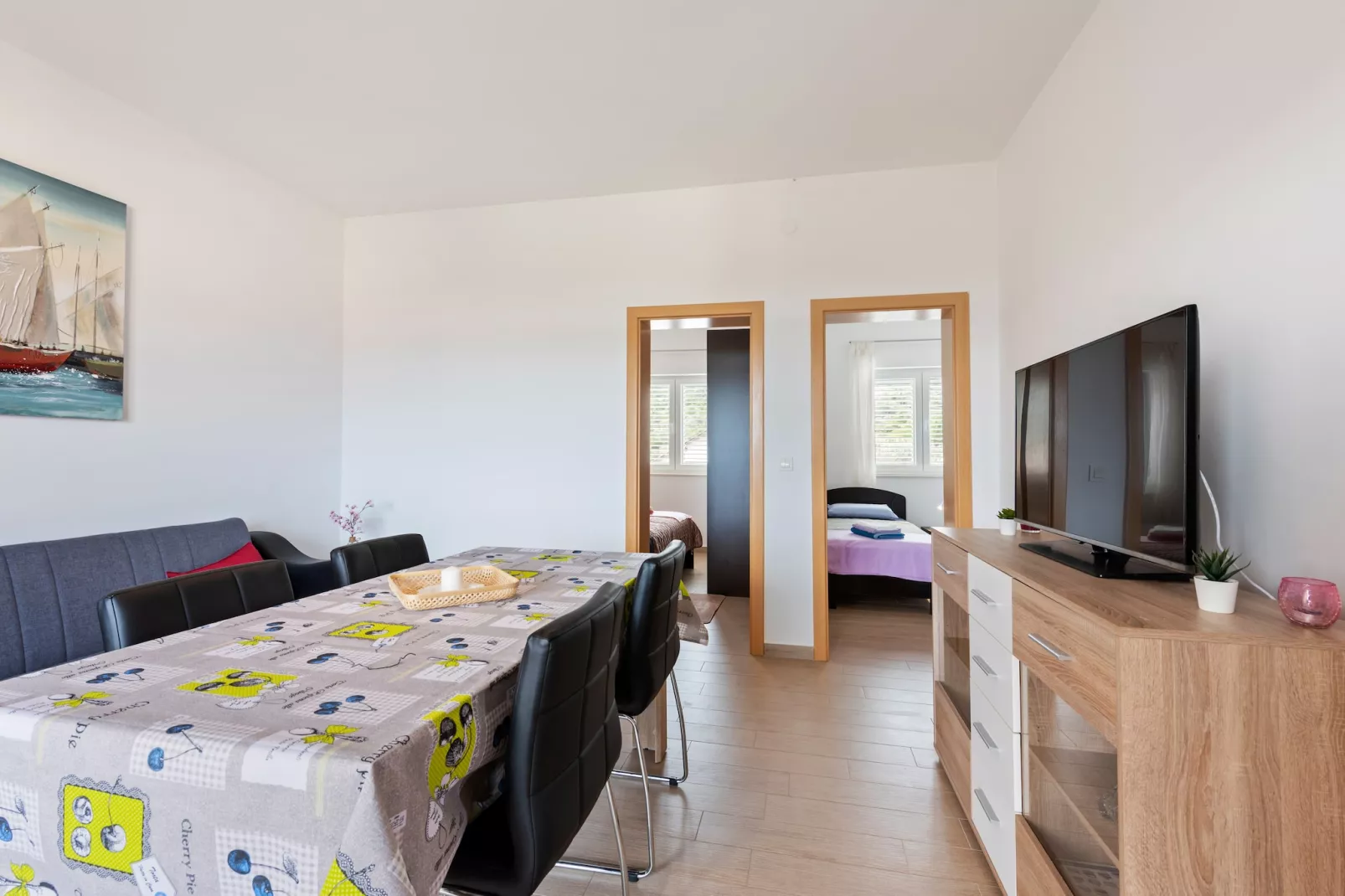 Apartment Pasman with a beautiful sea view 3-Dining room