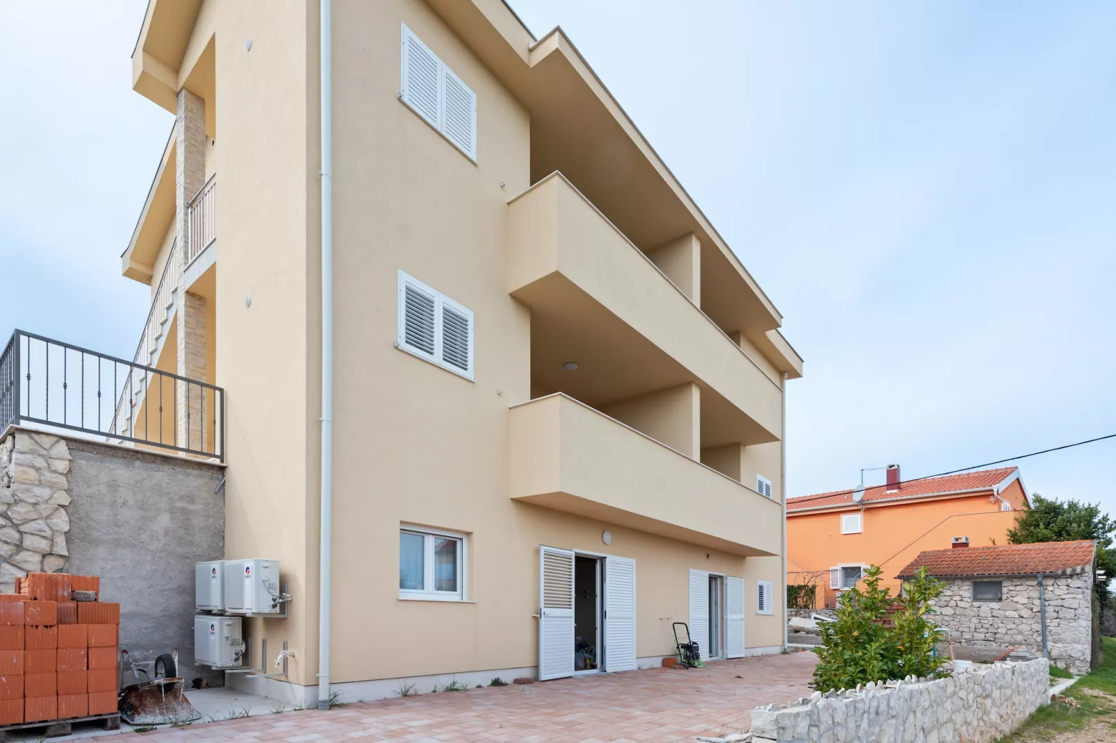 Apartment Pasman with a beautiful sea view 3-Exterior summer