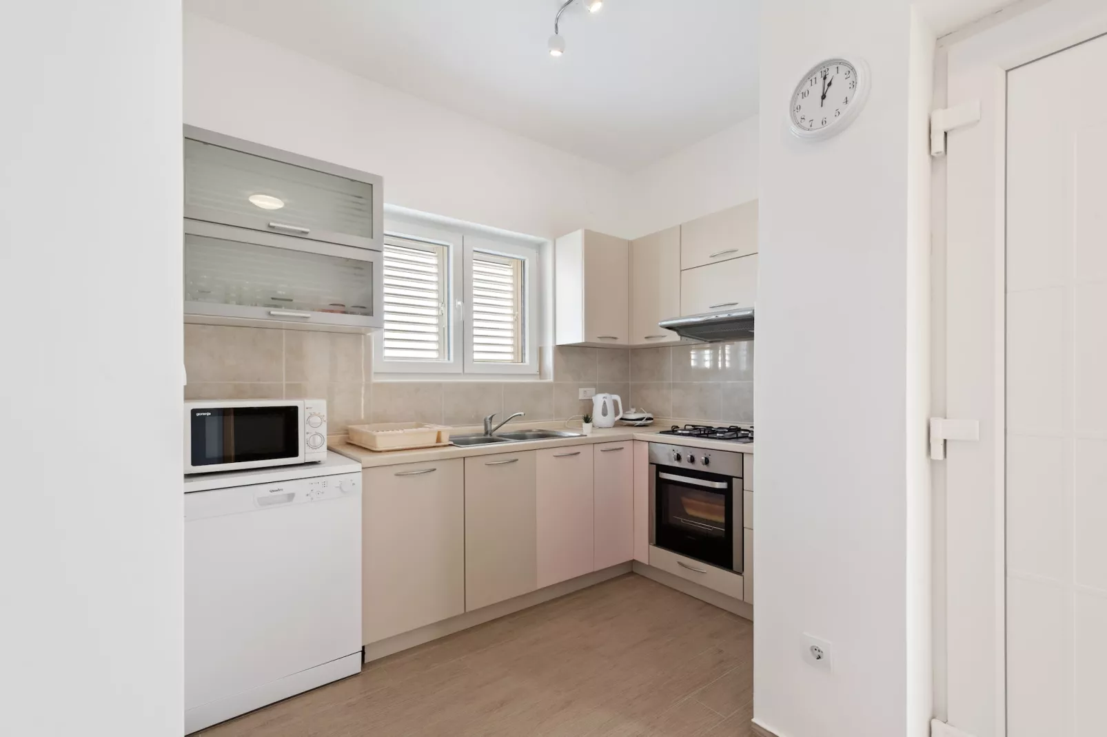 Apartment Pasman with a beautiful sea view 4-Kitchen