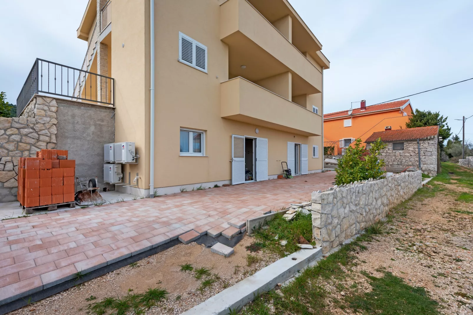 Apartment Pasman with a beautiful sea view 4-Exterior summer