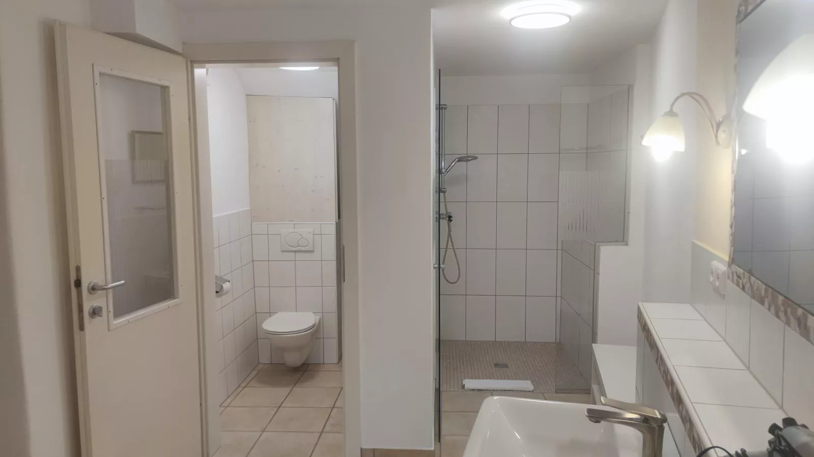 Schmalzgasse-Bathroom
