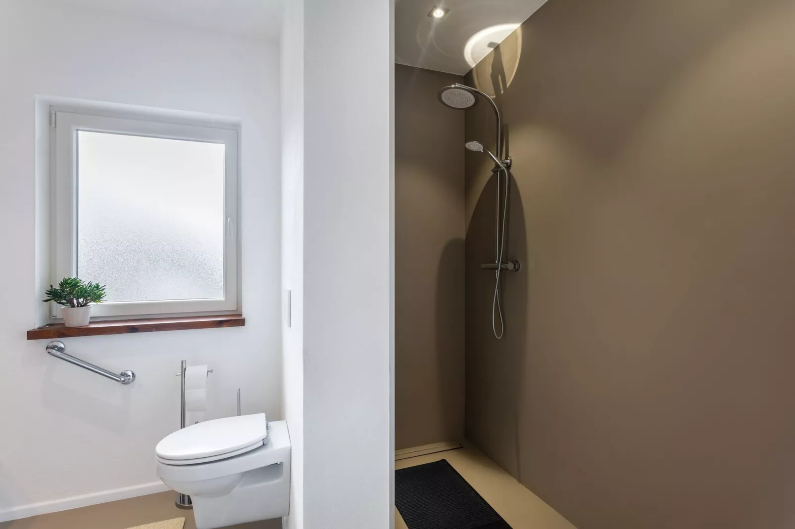 Ferienwohnung Kyll-Bathroom