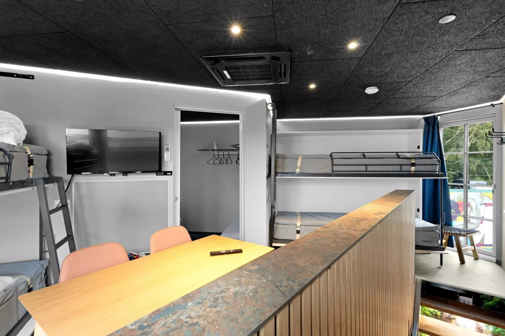Holiday home with charging station-Indoor