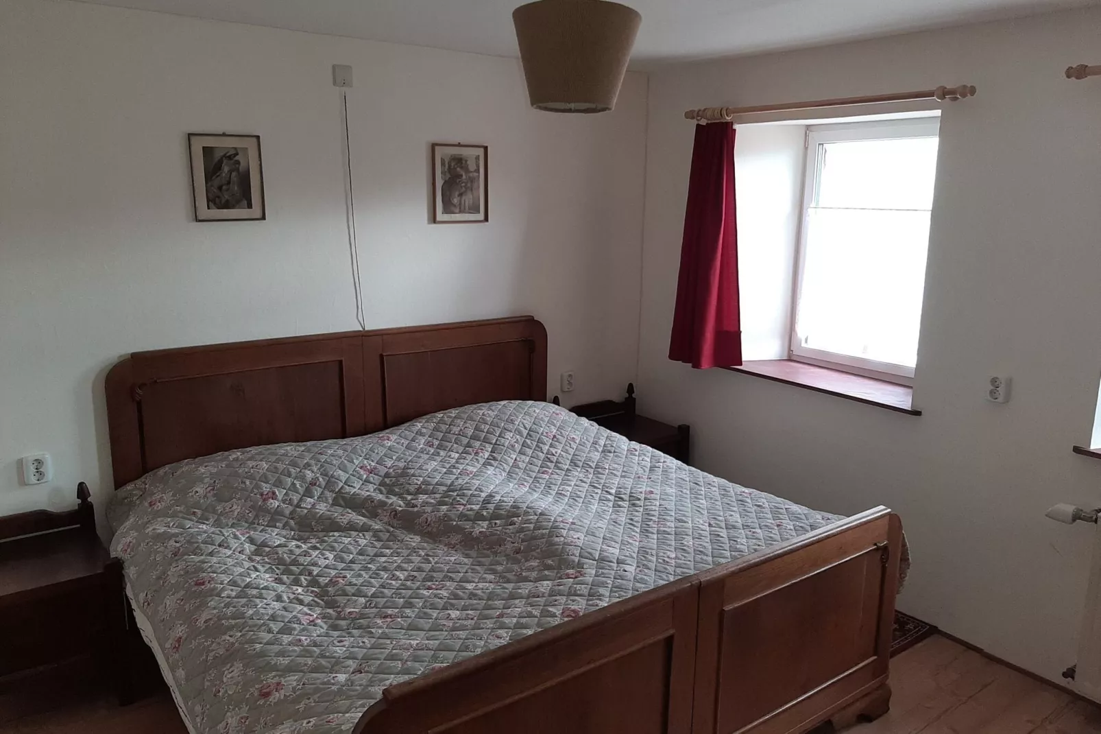 Ferienhaus Nattenheim-Schlafzimmer