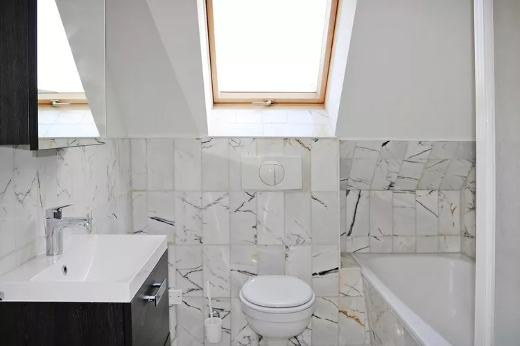 Doppelhaushälfte Typ V 80 qm-Bathroom