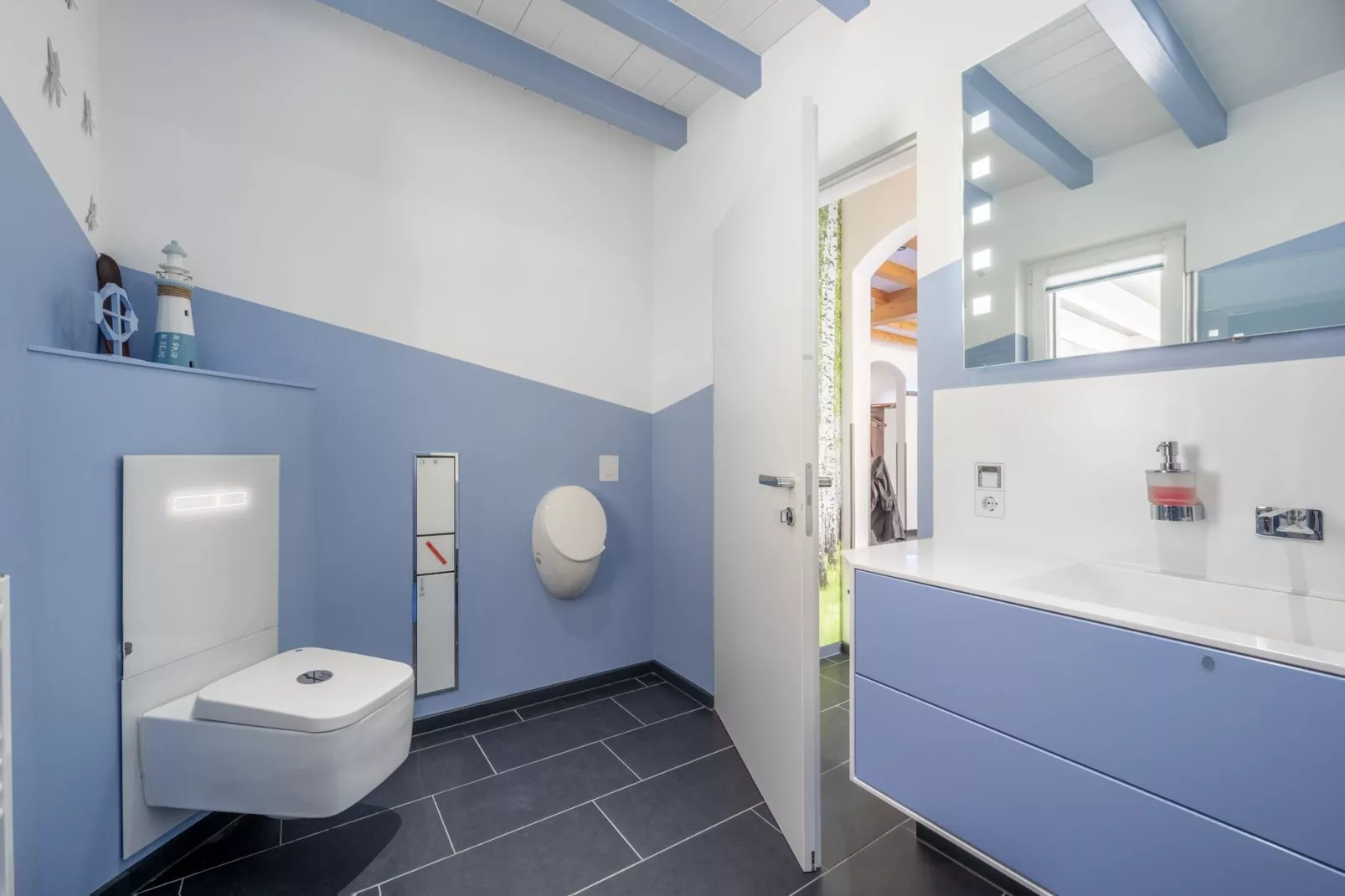 Green Buildings Ferienwohnung Herscheid-Sauerland-Badezimmer