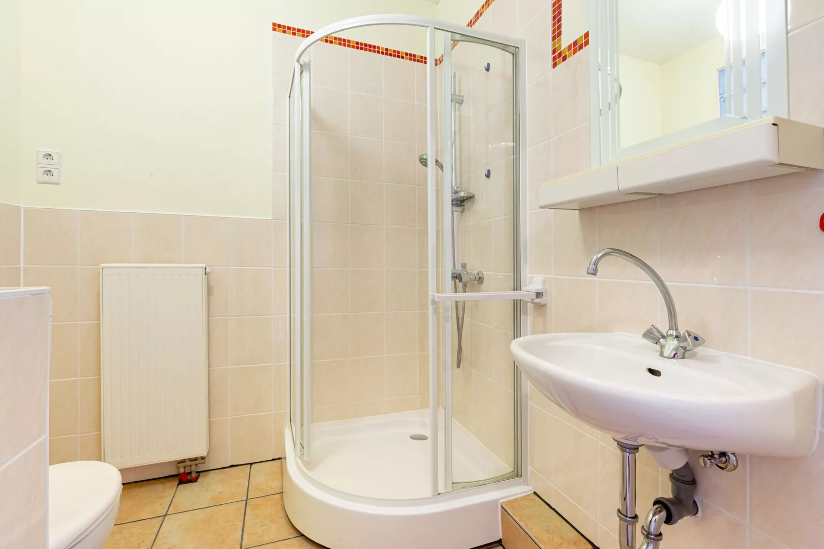 Ferienwohnung Altentreptow-Bathroom
