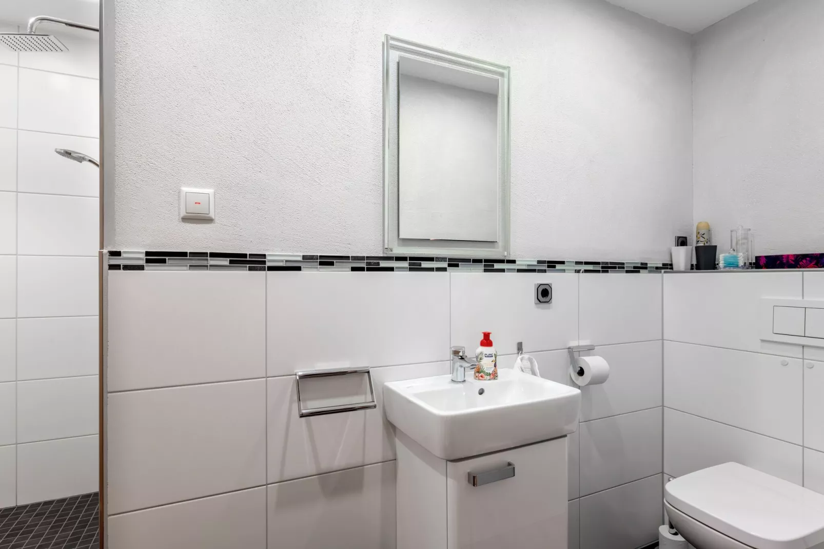 Ferienwohnung mit Moselblick-Bathroom