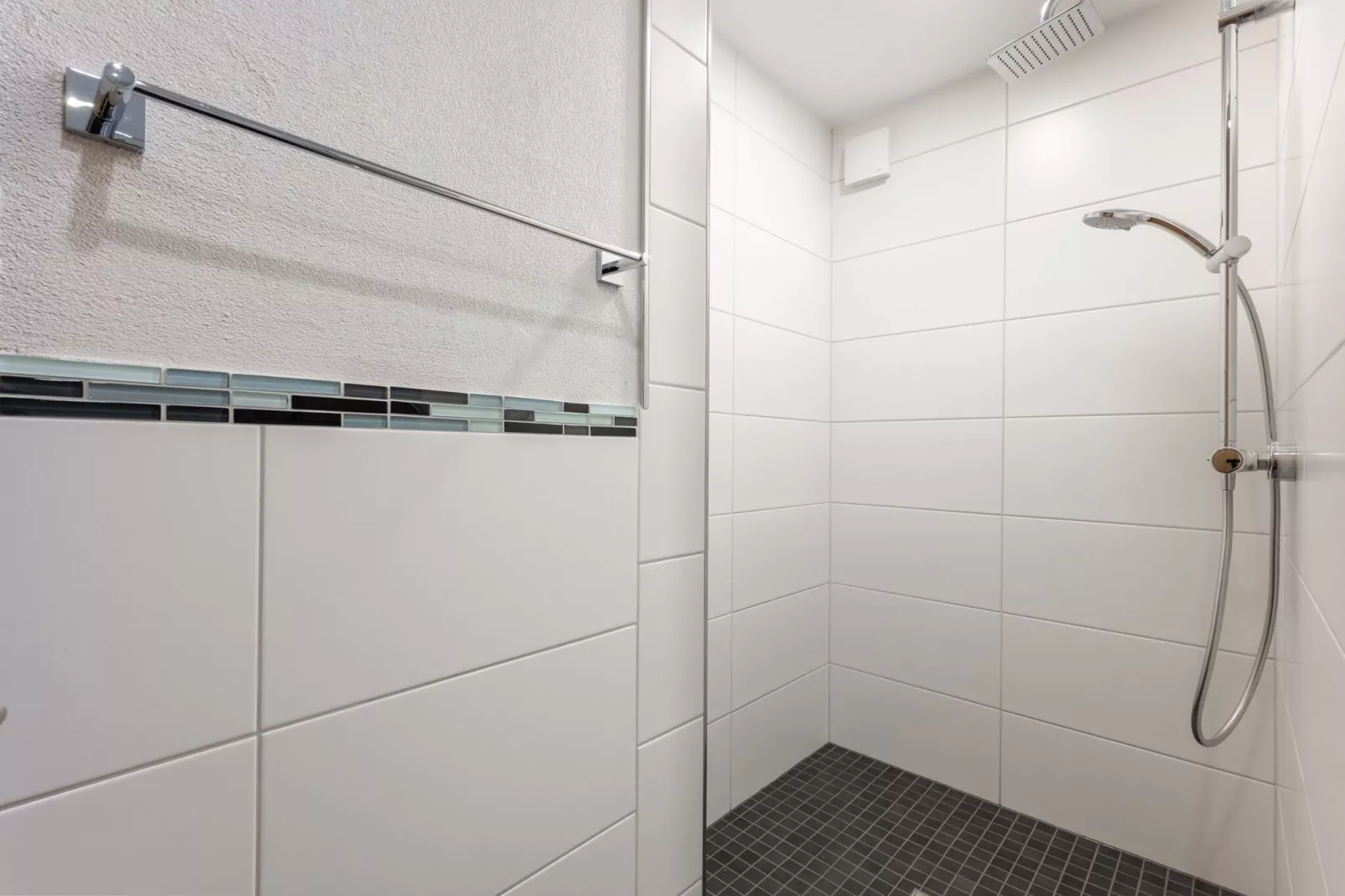 Ferienwohnung mit Moselblick-Bathroom