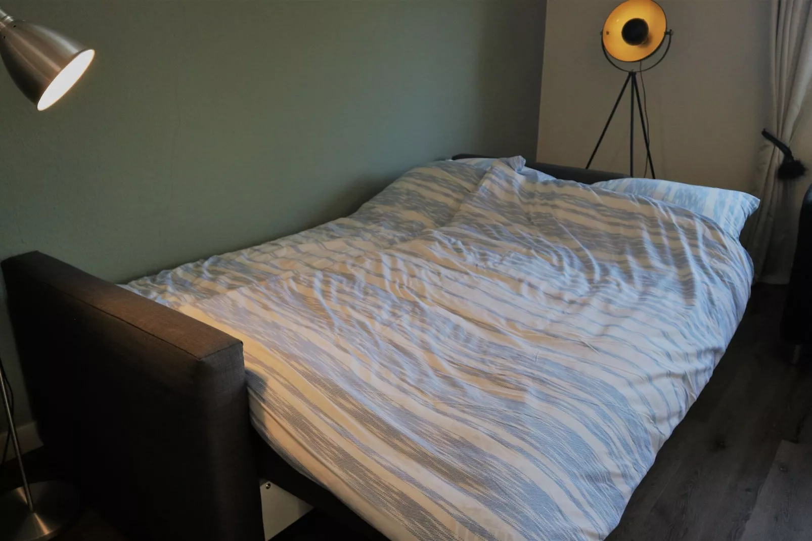 Flora-Bedroom