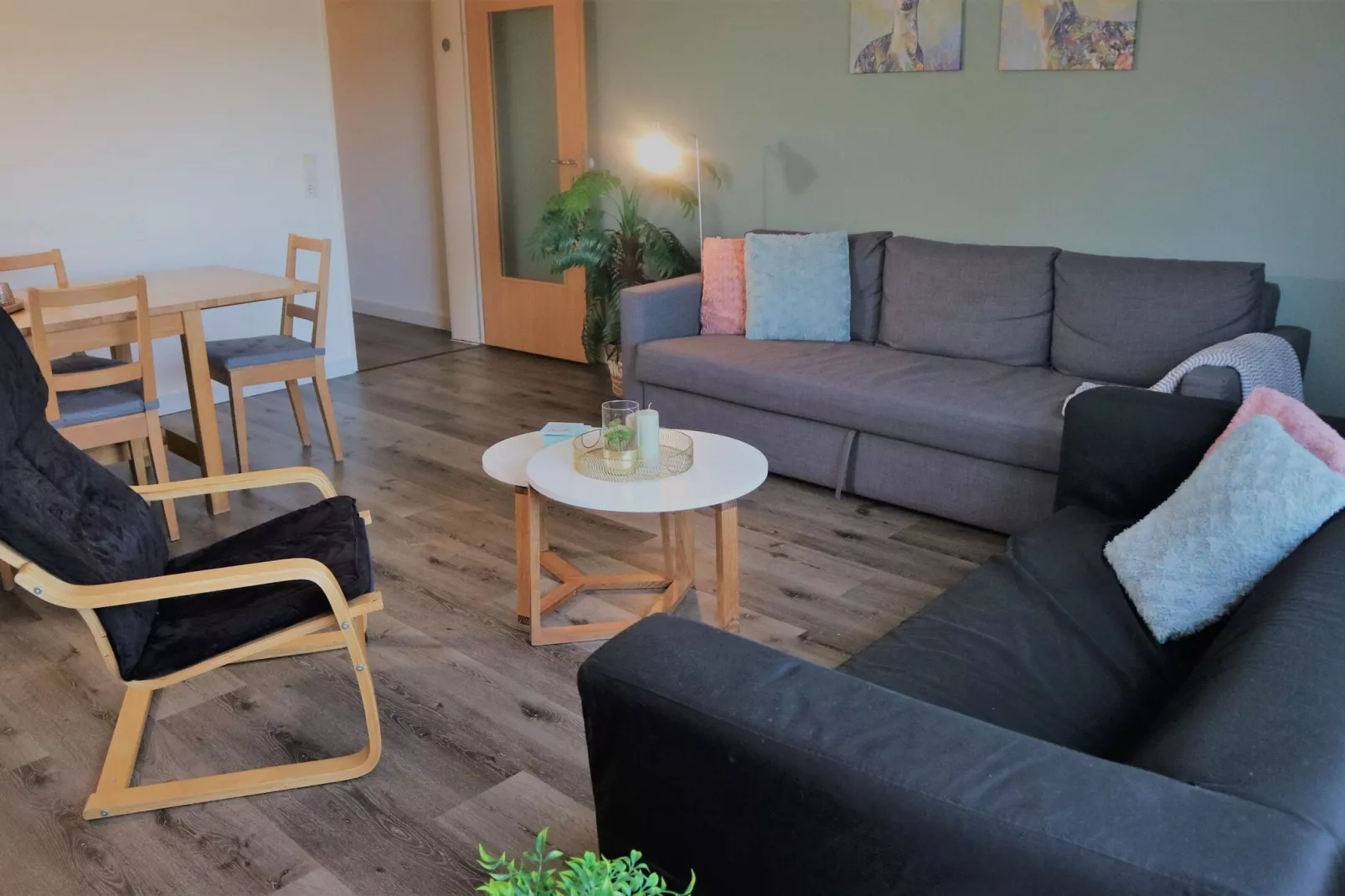 Flora-Living room