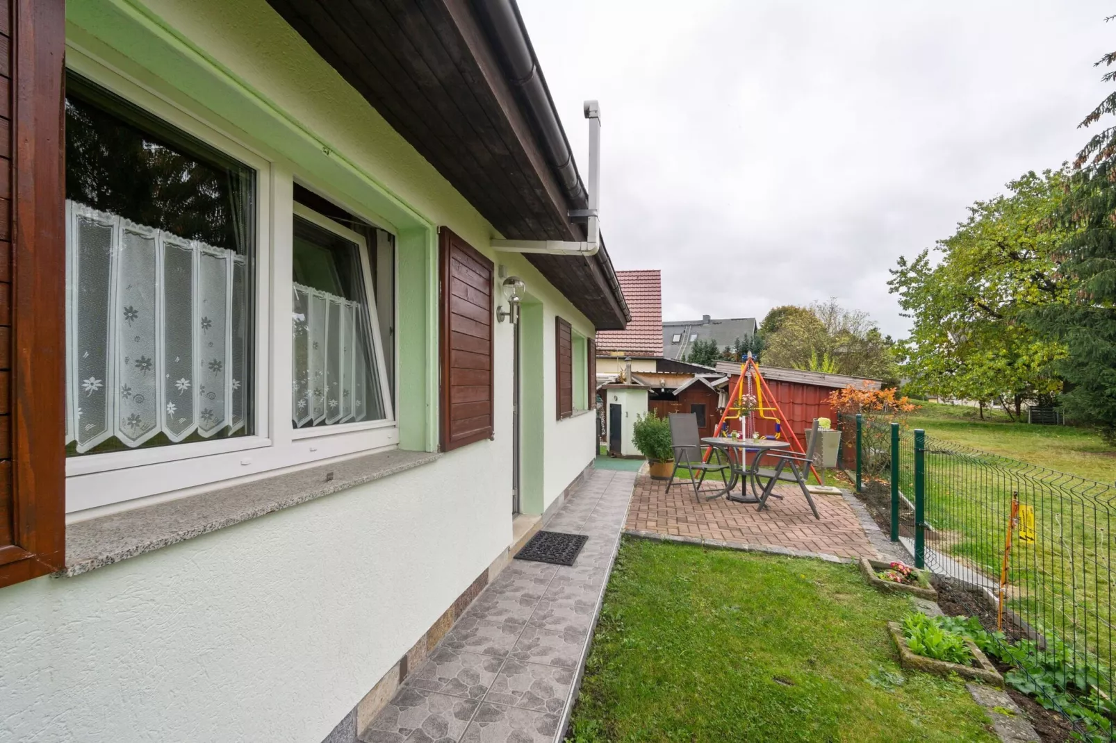Ferienwohnung Frembgen-Gardens summer