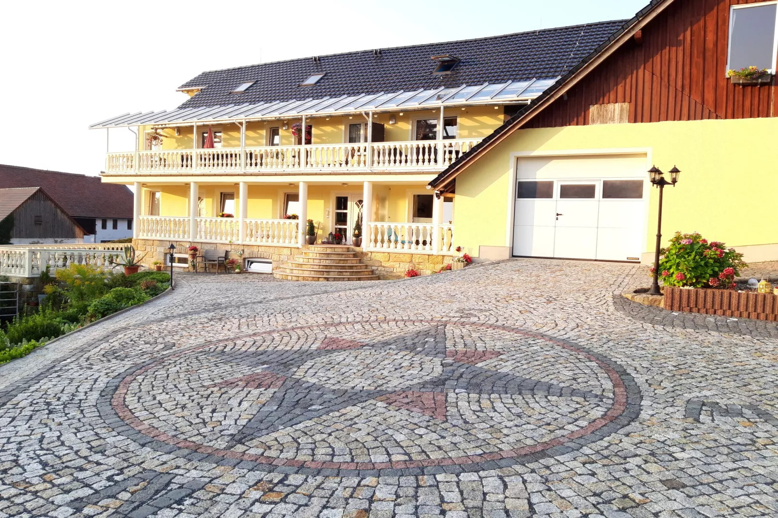 Naturlounge 2-Exterior summer