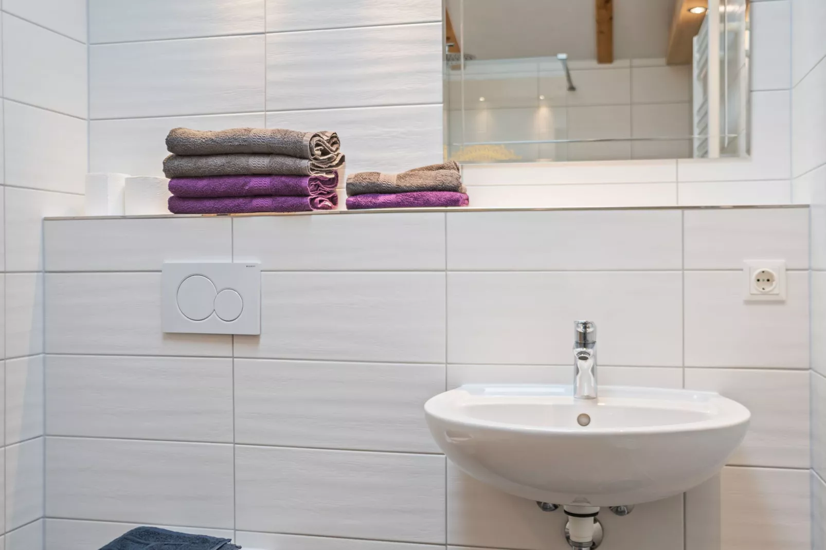 Im Elbsandsteingebirge-Bathroom