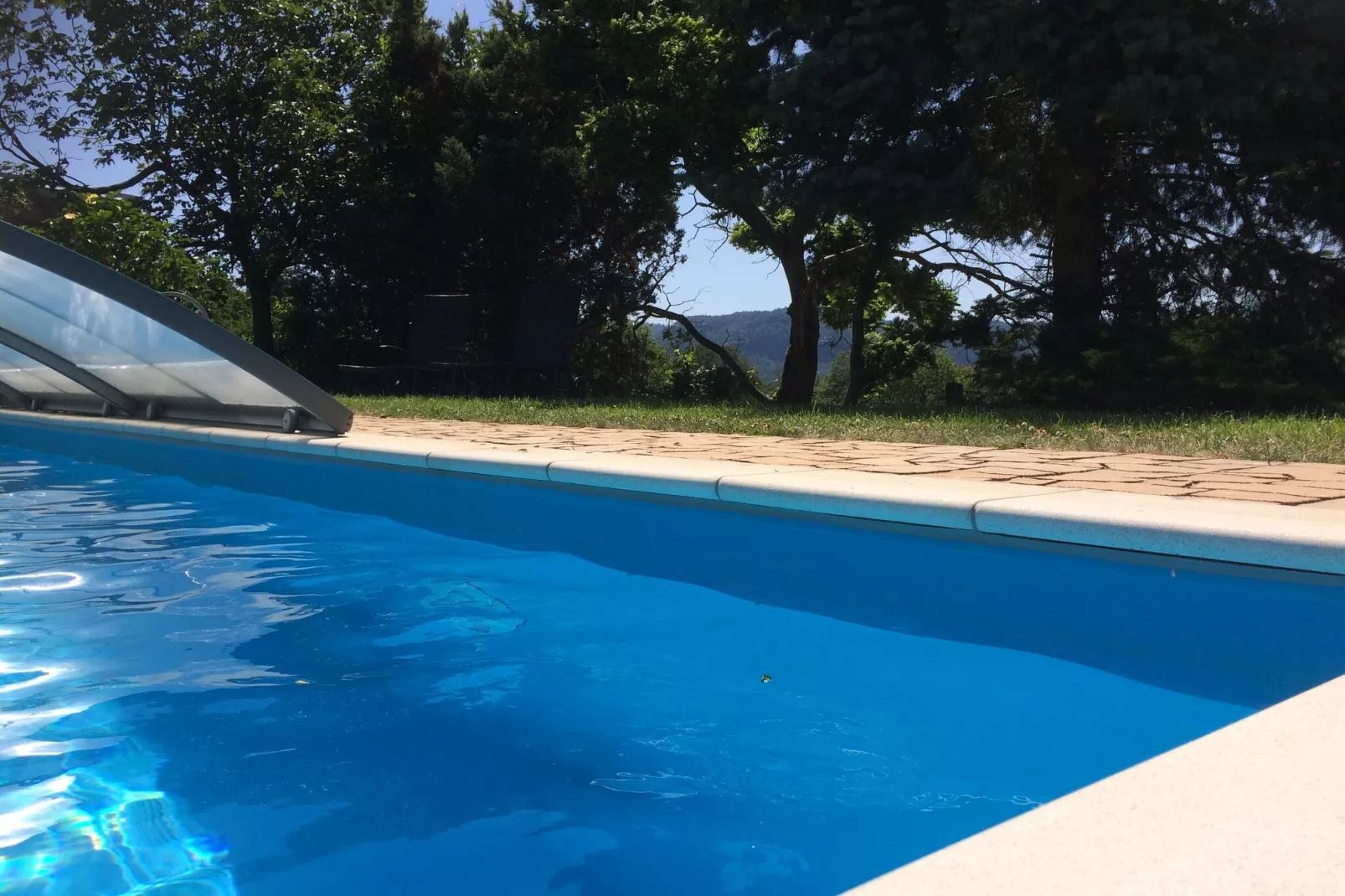 Im Elbsandsteingebirge-Pool