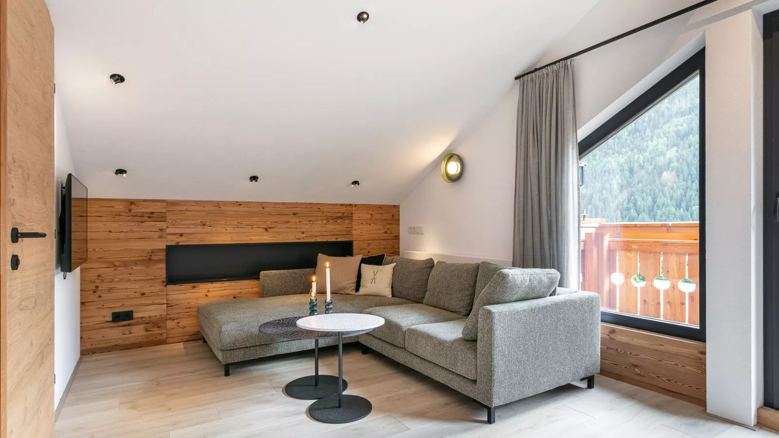 Alpenlodge Pettneu Lodge XL-Living room