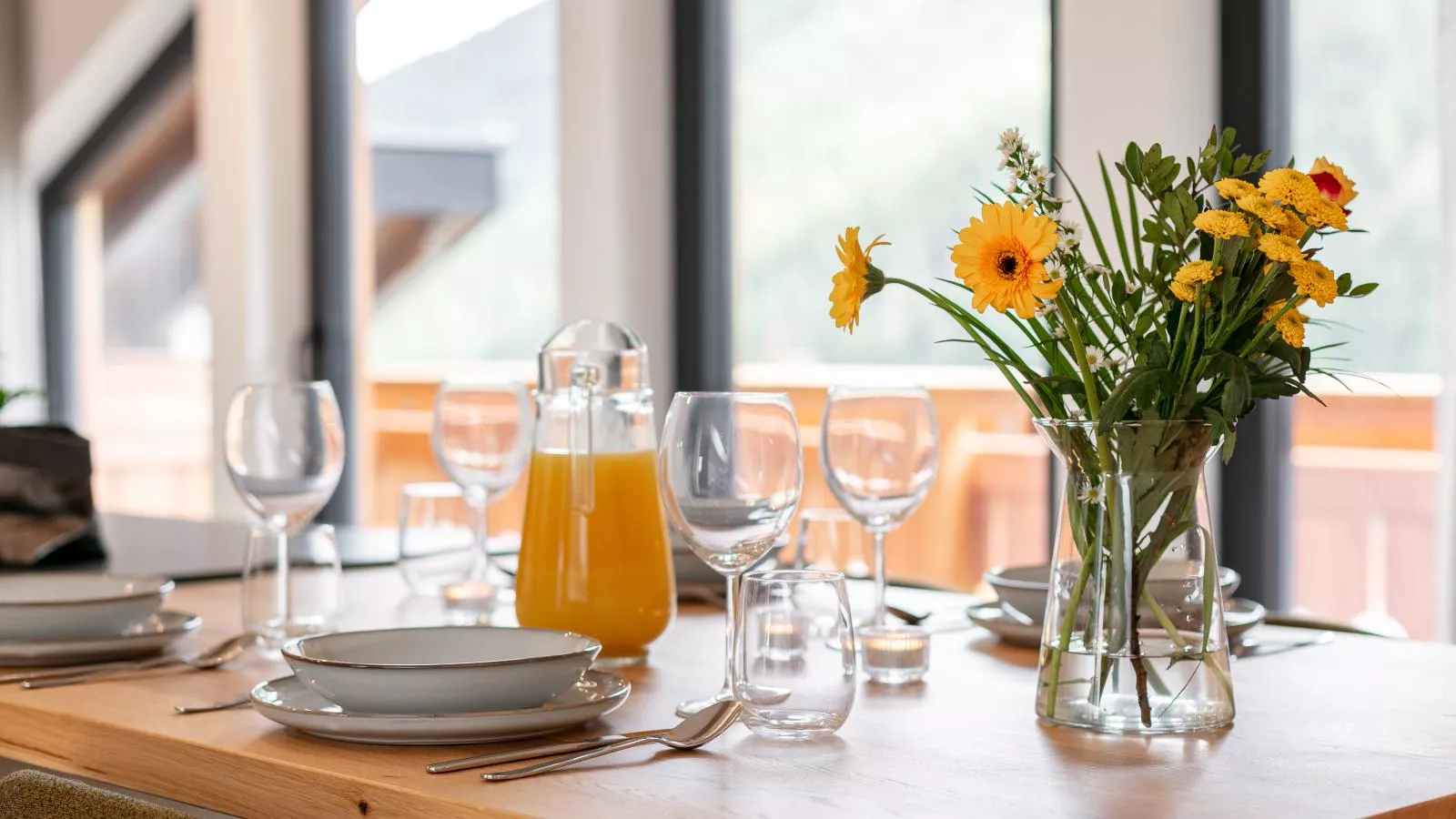Alpenlodge Pettneu Lodge XL-Dining room