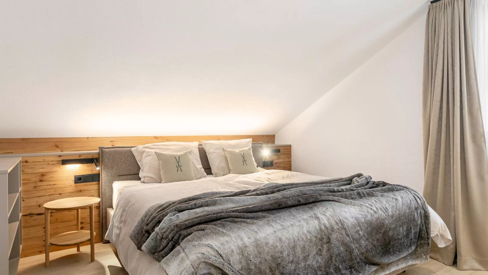Alpenlodge Pettneu Lodge XL-Bedroom