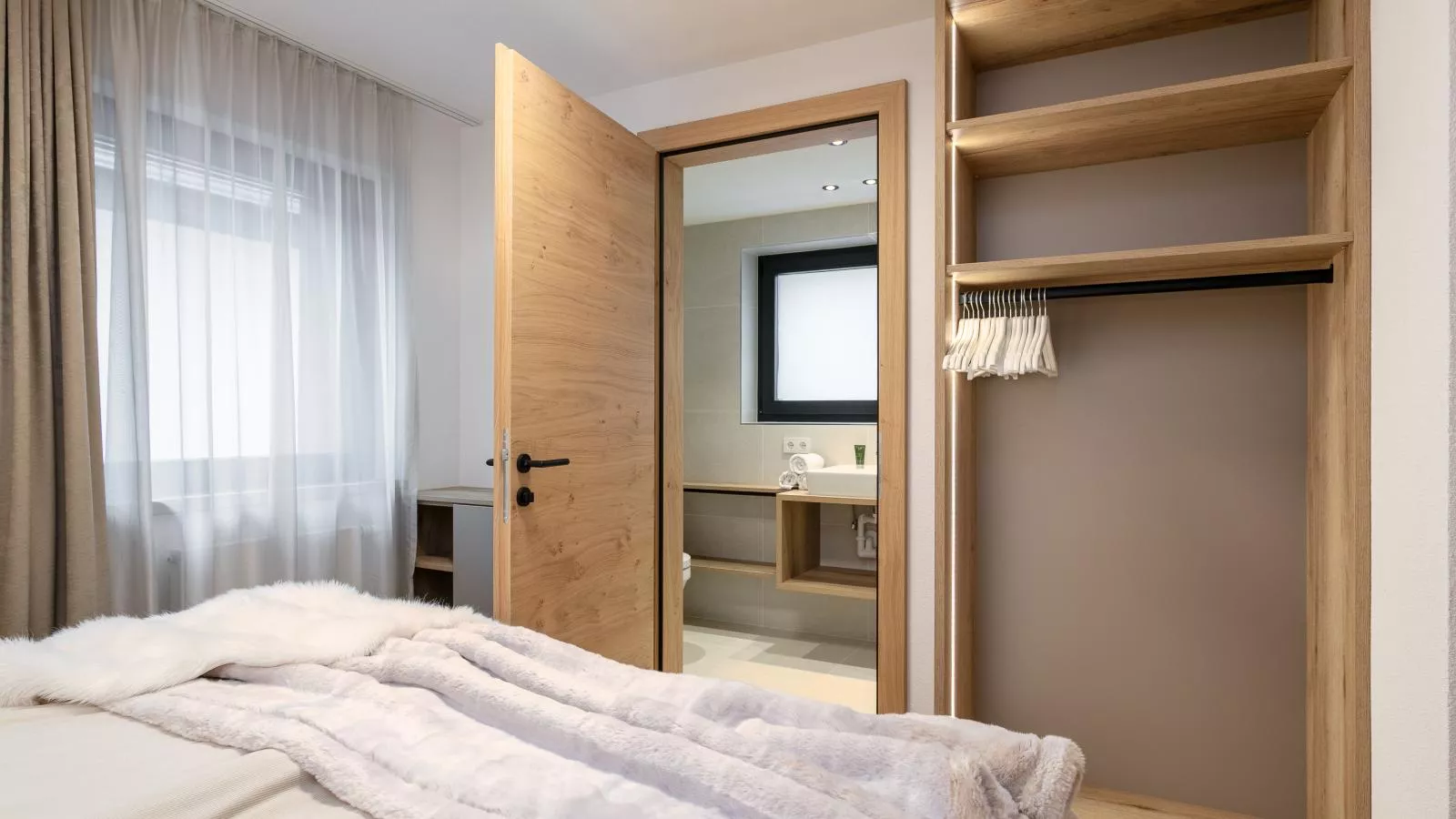 Alpenlodge Pettneu Lodge XL-Bedroom