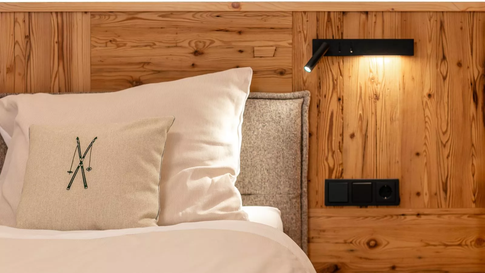 Alpenlodge Pettneu Lodge XL-Bedroom