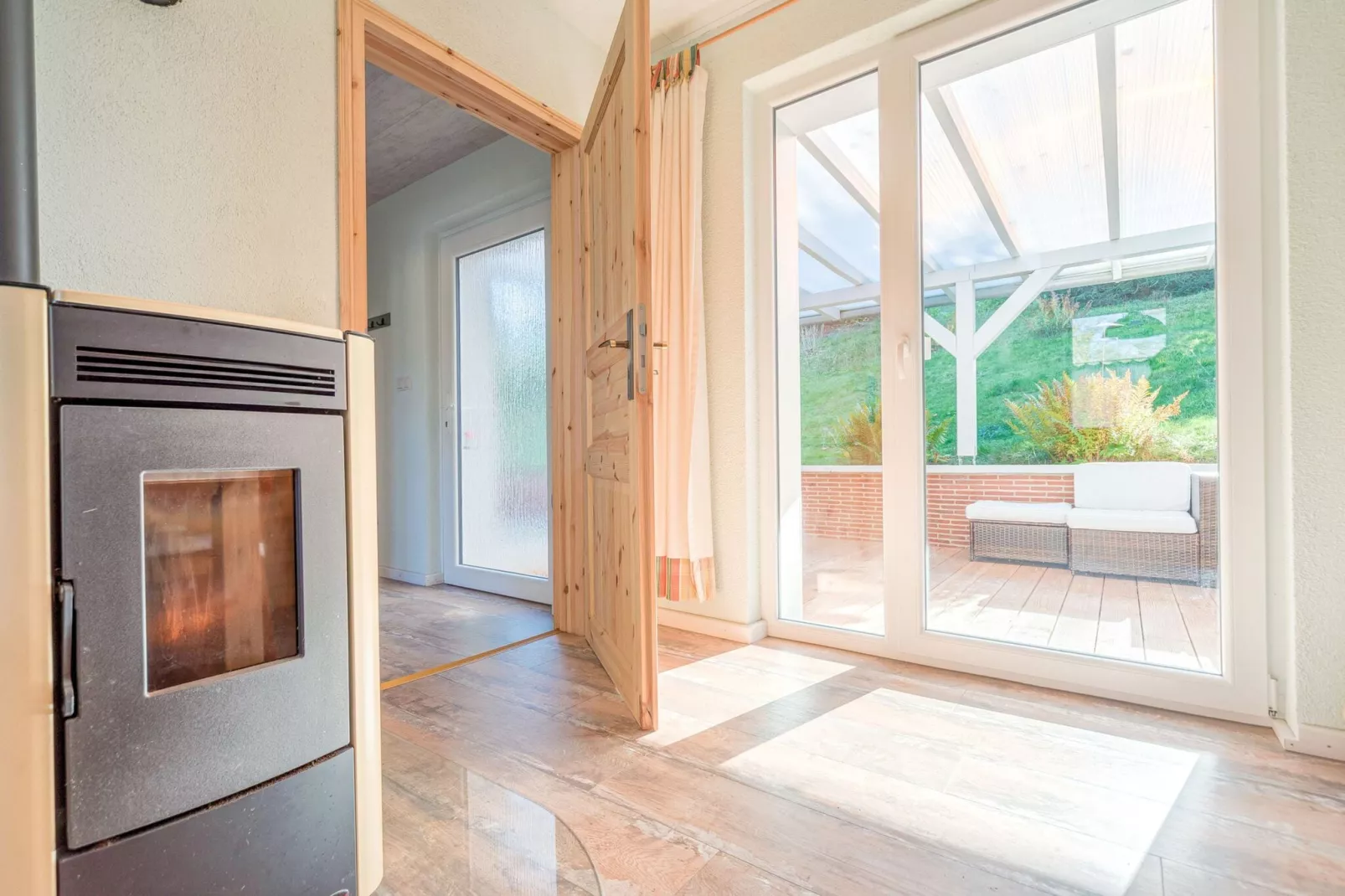Holiday flat in Güntersberge near the lake-Reception hall