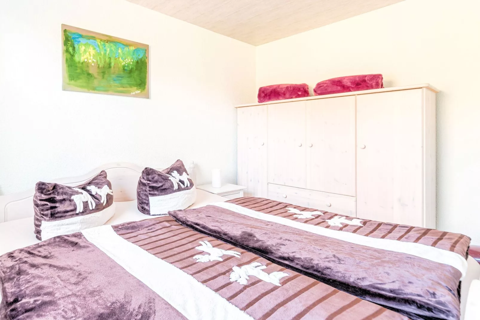 Holiday flat in Güntersberge near the lake-Bedroom