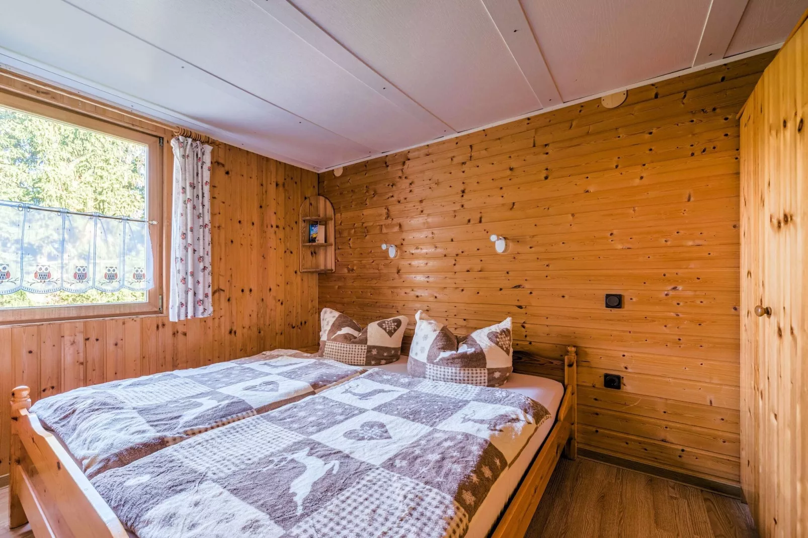 Holiday home in Güntersberge with private terrace