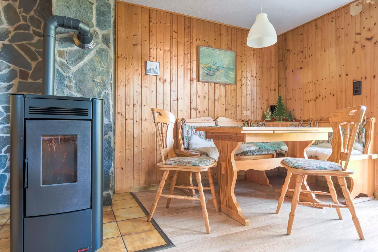 Holiday home in Güntersberge with private terrace-Dining room