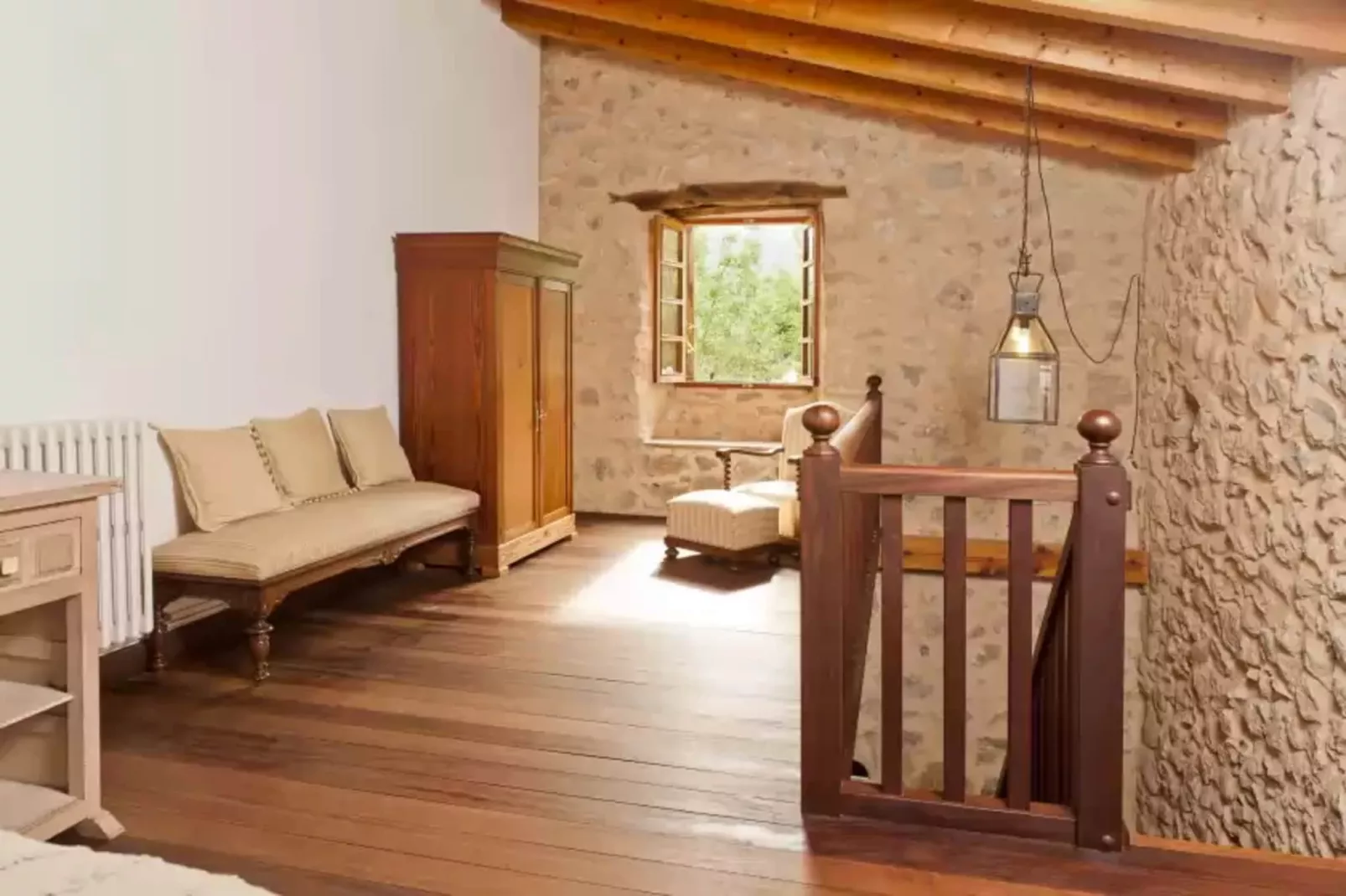 Can Guillo-Living room
