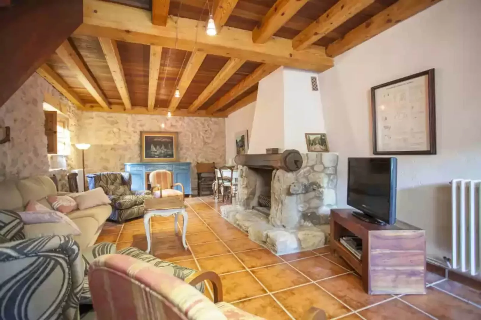 Can Guillo-Living room