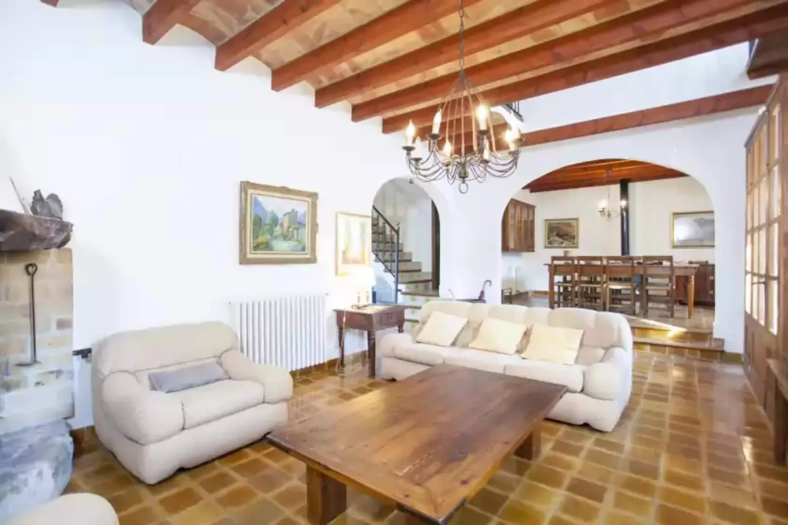 Can Guillo-Living room