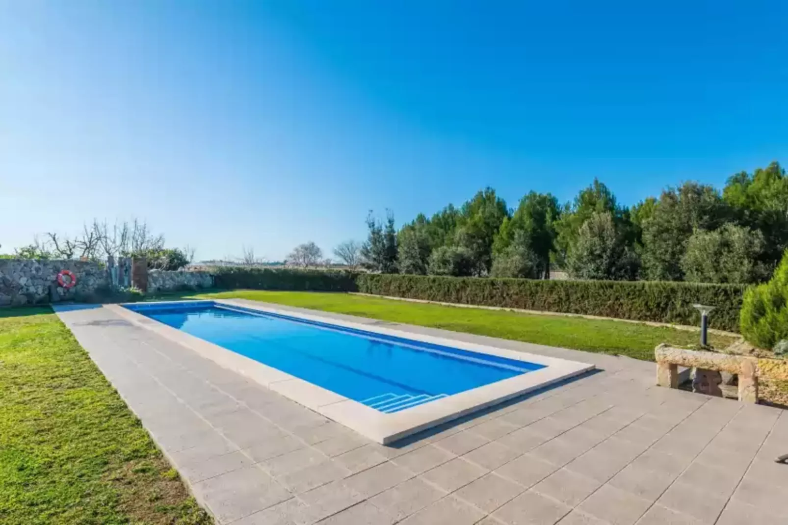 Es Serral-Pool