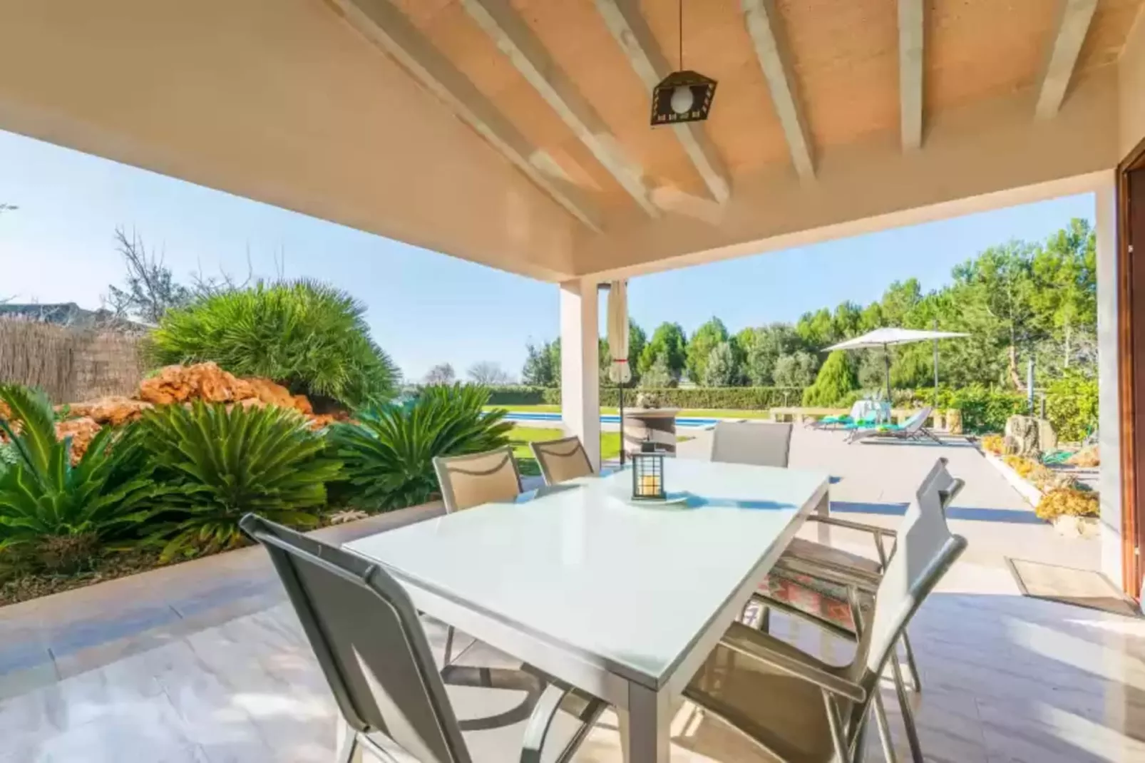 Es Serral-Terrace balcony