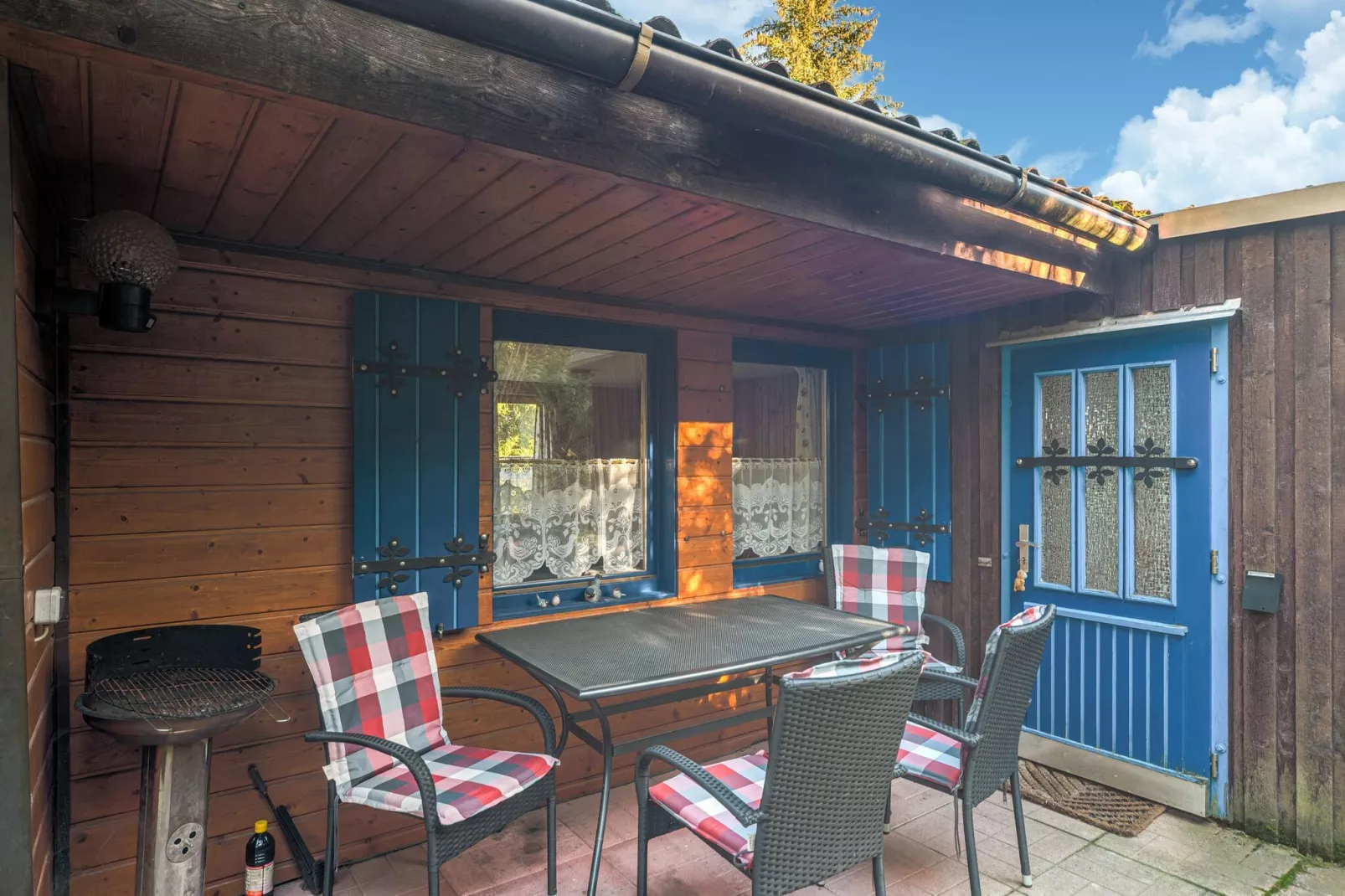 Holiday home in Güntersberge with private terrace-Terrace balcony