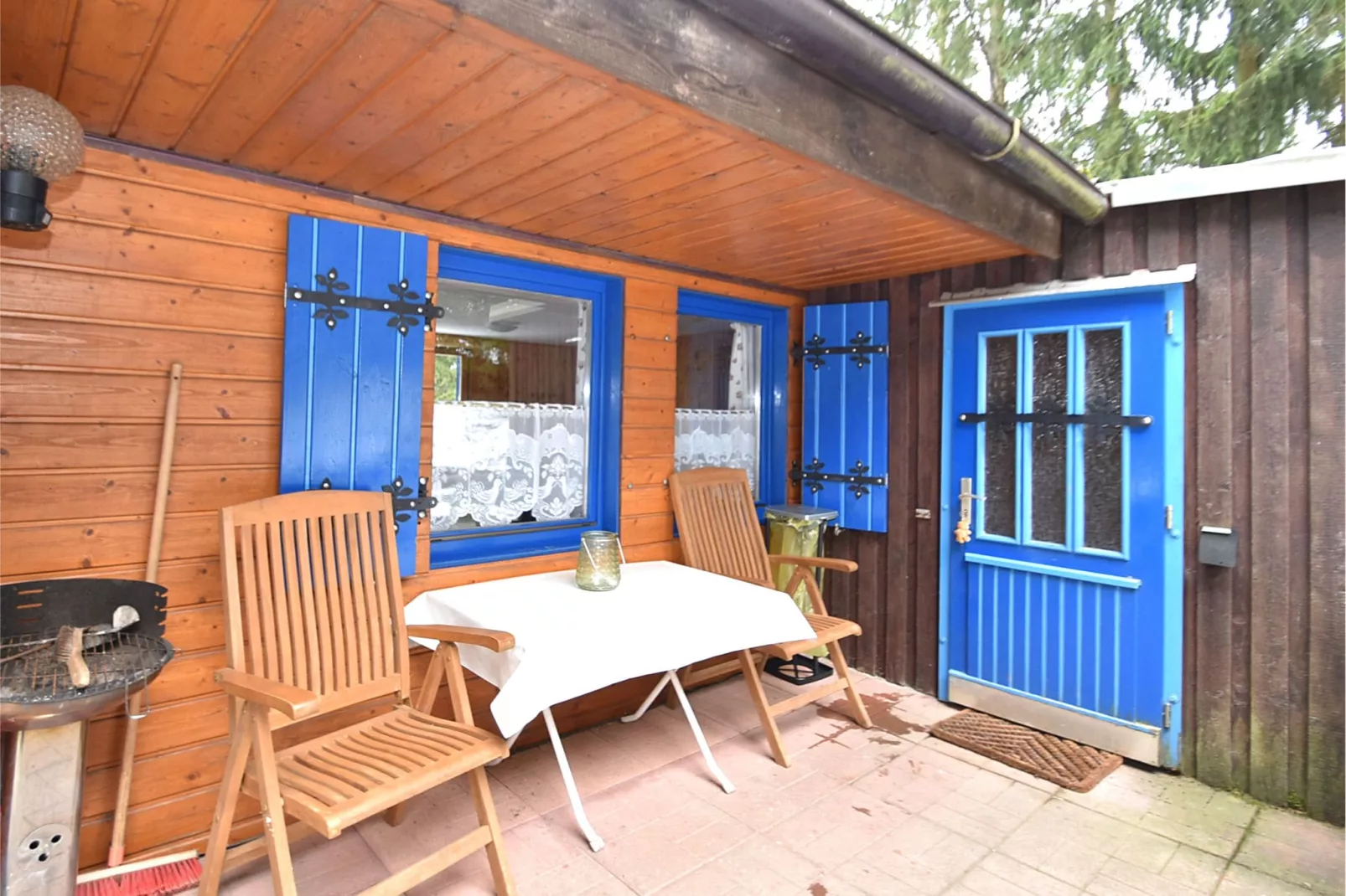 Holiday home in Güntersberge with private terrace-Terrace balcony