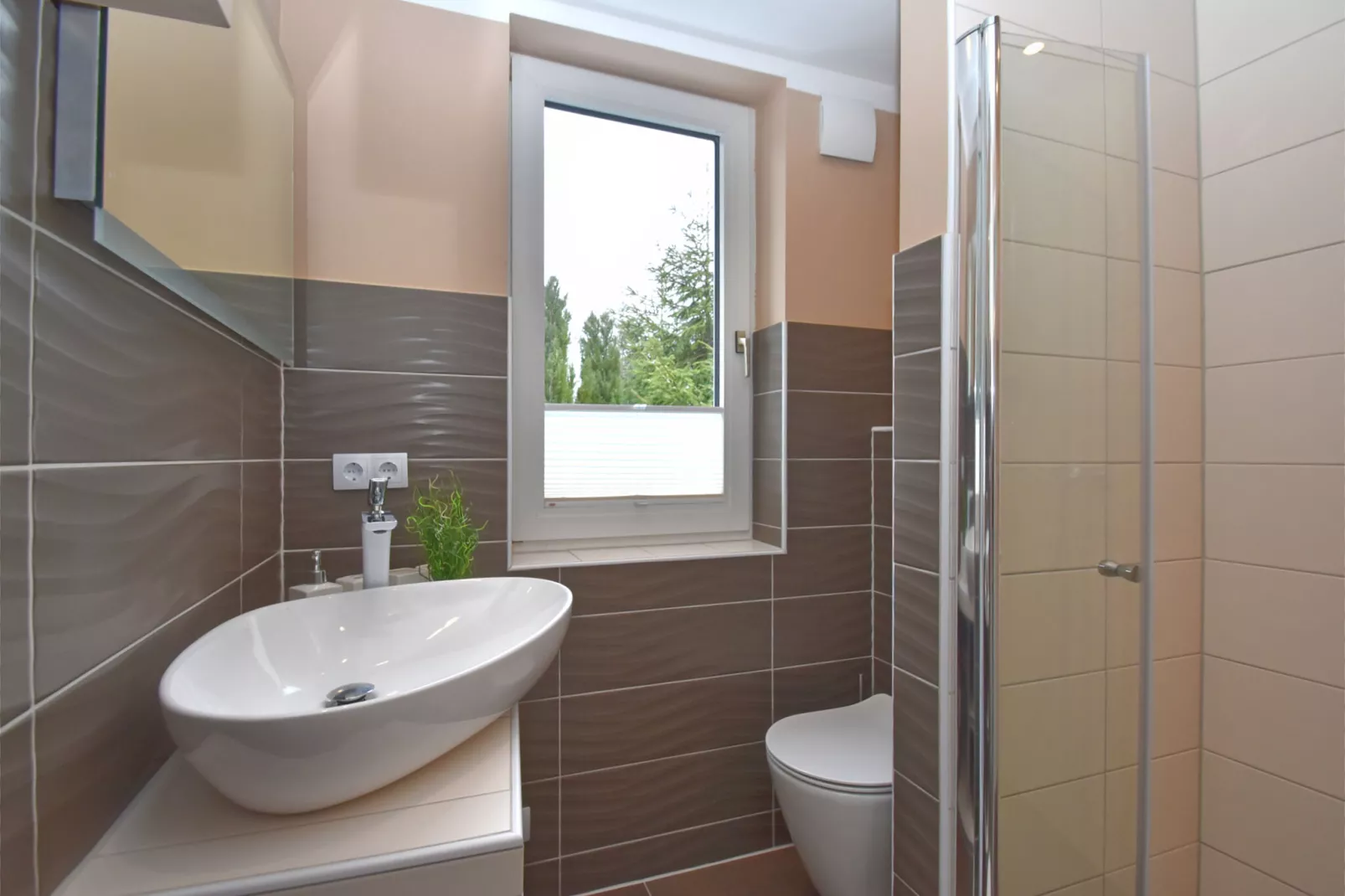 Friedrichshöhe-Bathroom