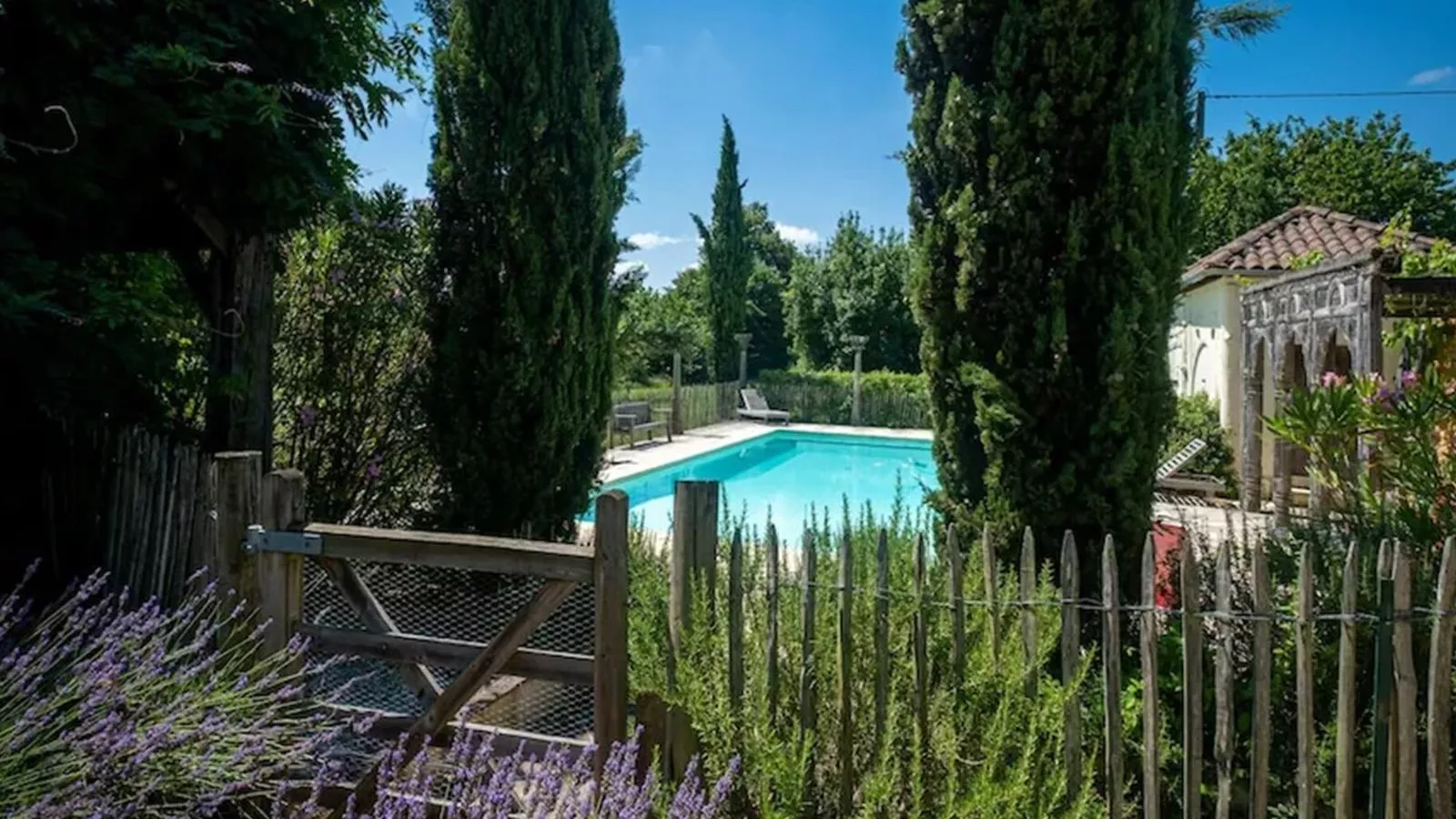 Gite Nogaro-Jardin d'été