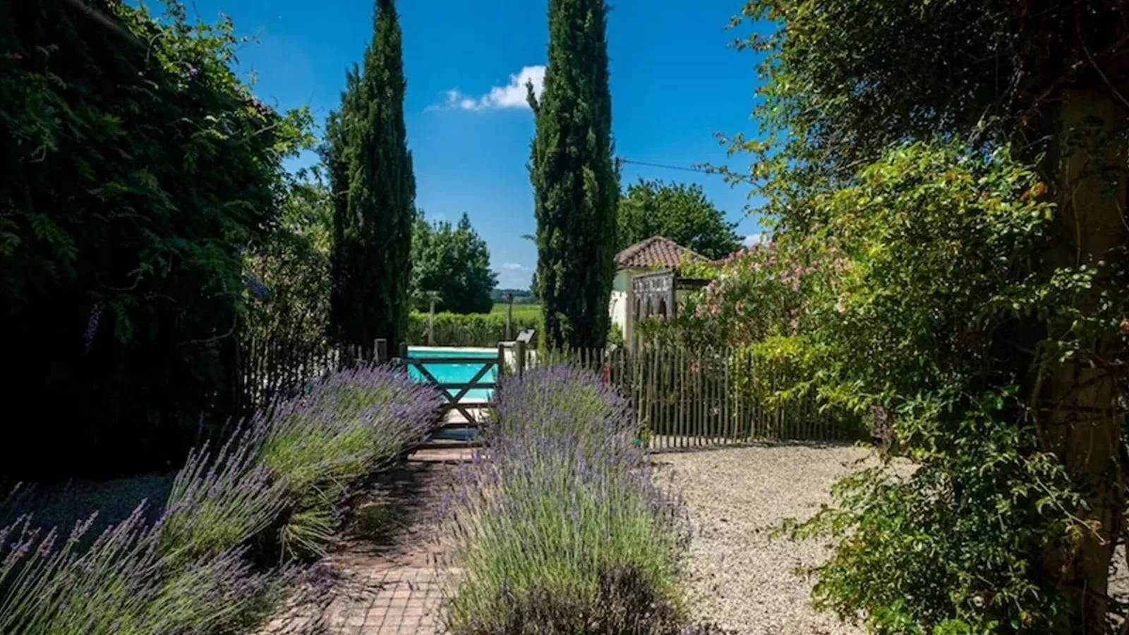 Gite Nogaro-Jardin d'été