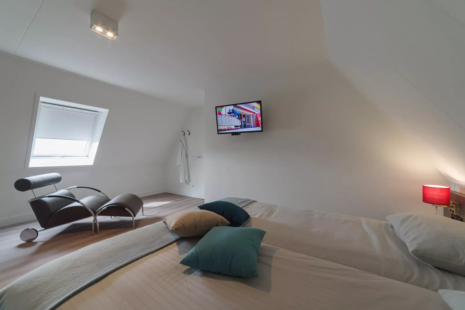 Charming Beveland Vrijstaand-Schlafzimmer