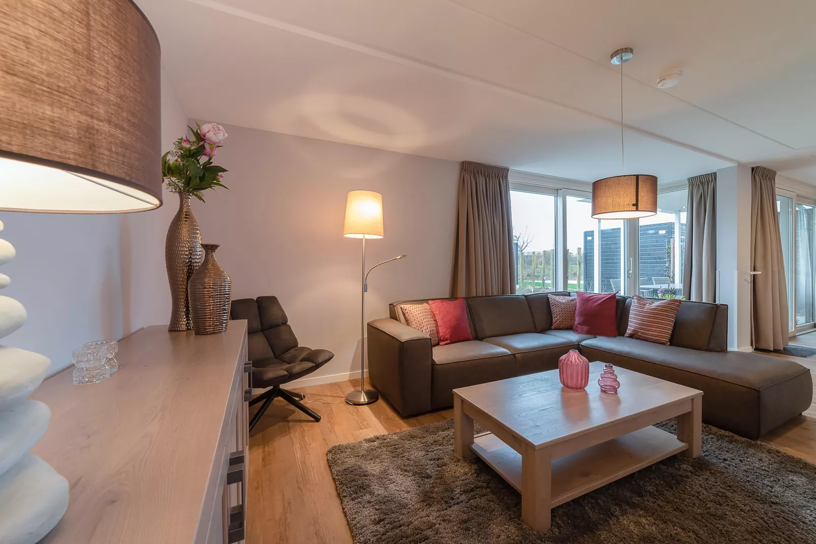 6 persoons vrijstaand met sauna-Wohnzimmer