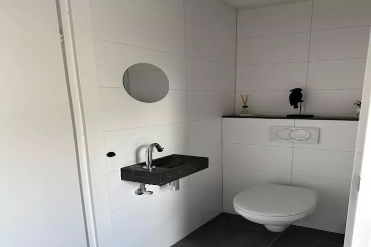 Scheldeveste 144 Schelde Breskens-Bathroom