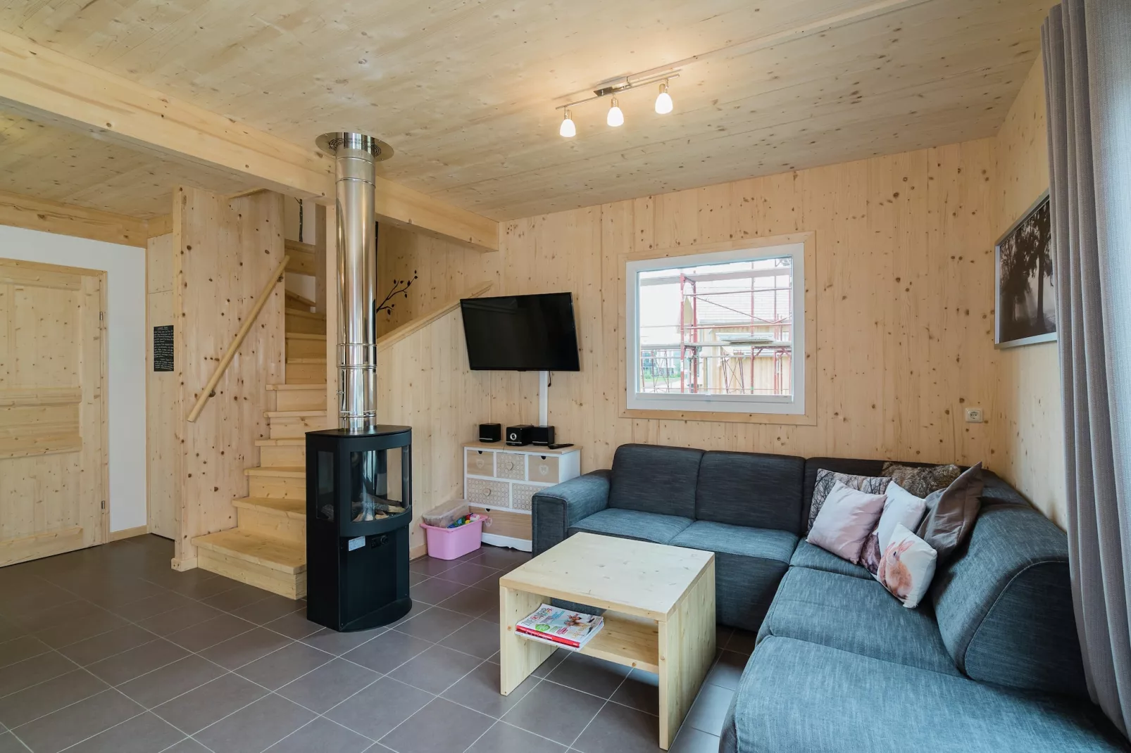 Kreischberg Chalets 65a-Living room
