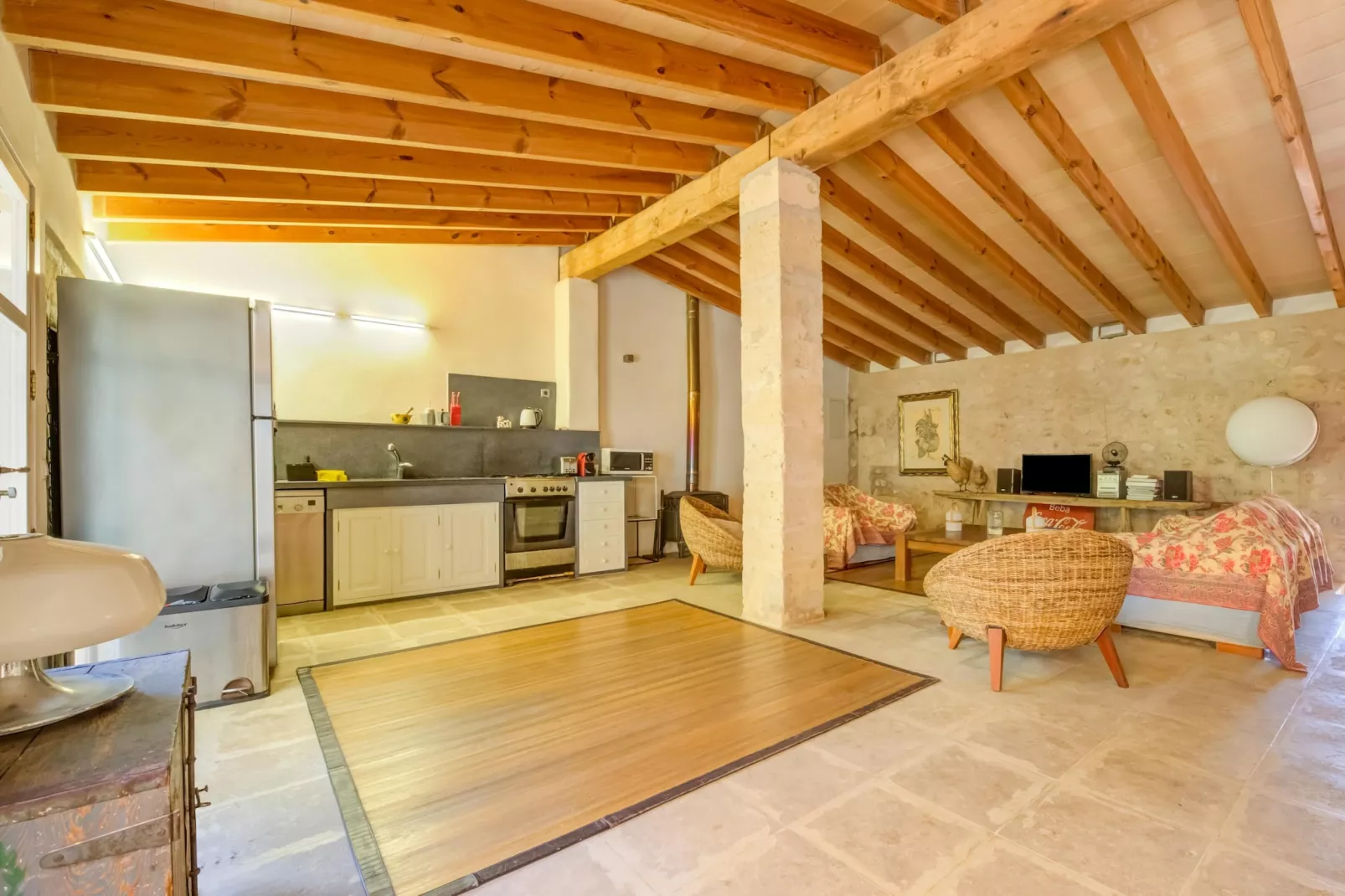 El Taller-Living room