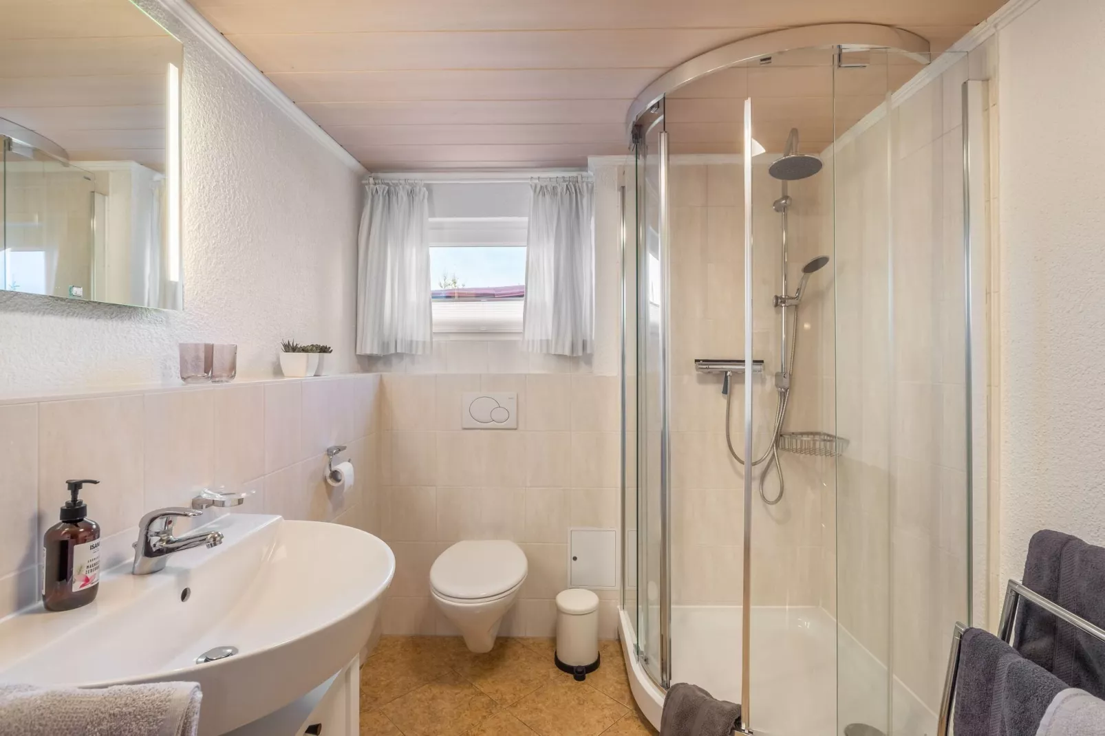 Ferienhaus Ballenstedt-Bathroom