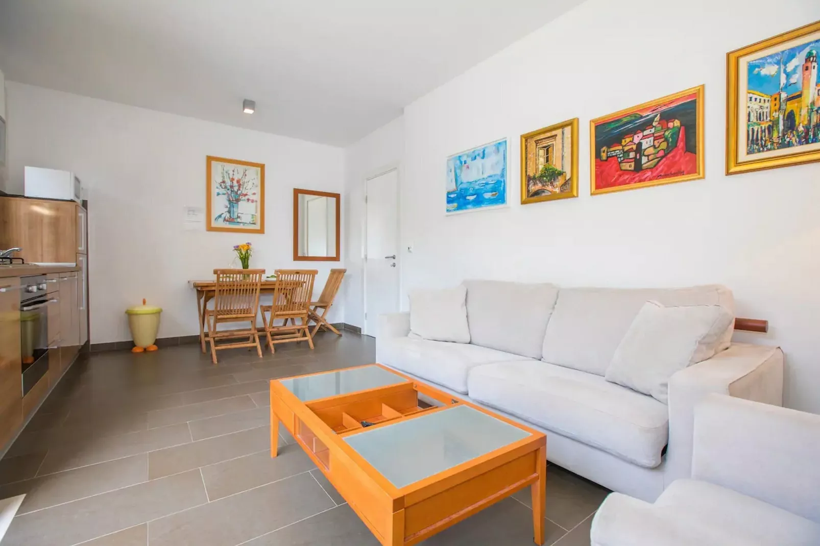 City Holiday Apartment - One Bedroom Apartment with Terrace-Living room