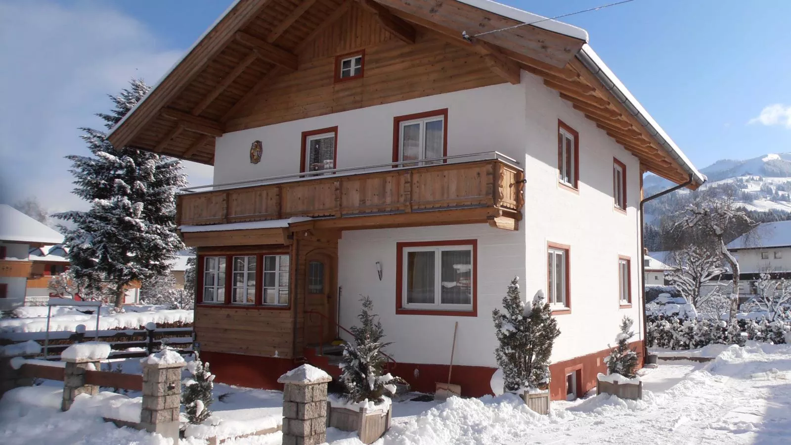 Chalet Staffner oben-Exterior winter