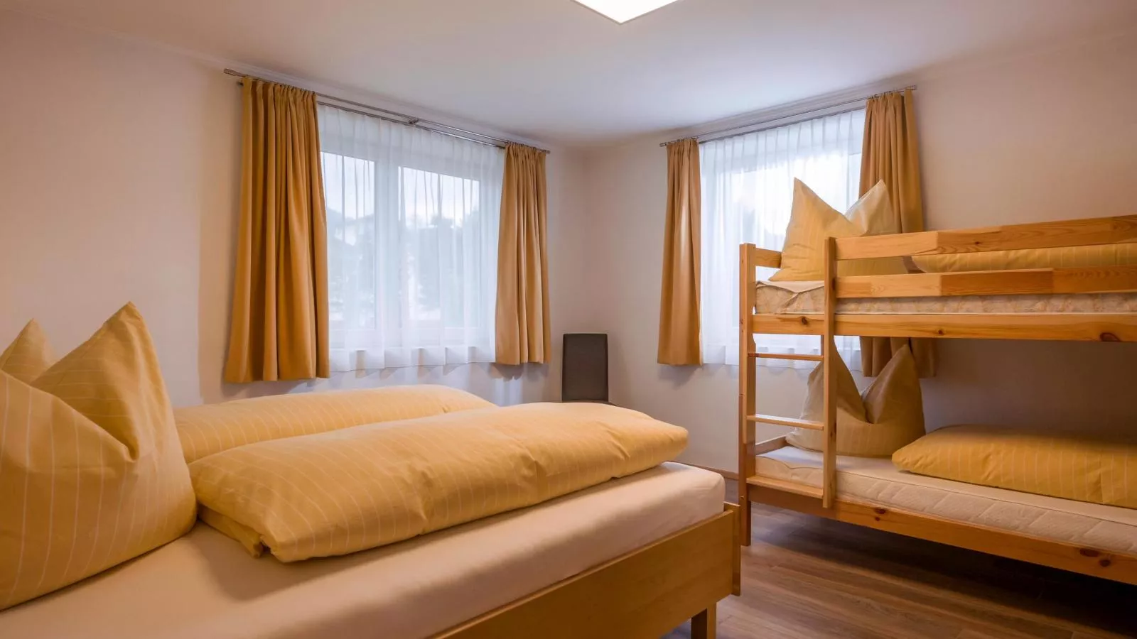 Chalet Staffner-Bedroom