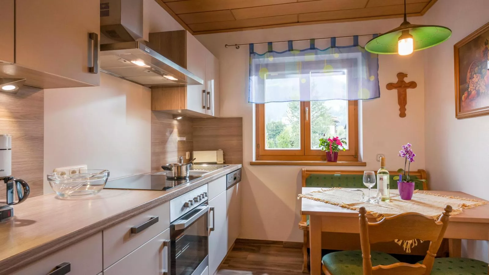 Gästehaus Staffner-Kitchen