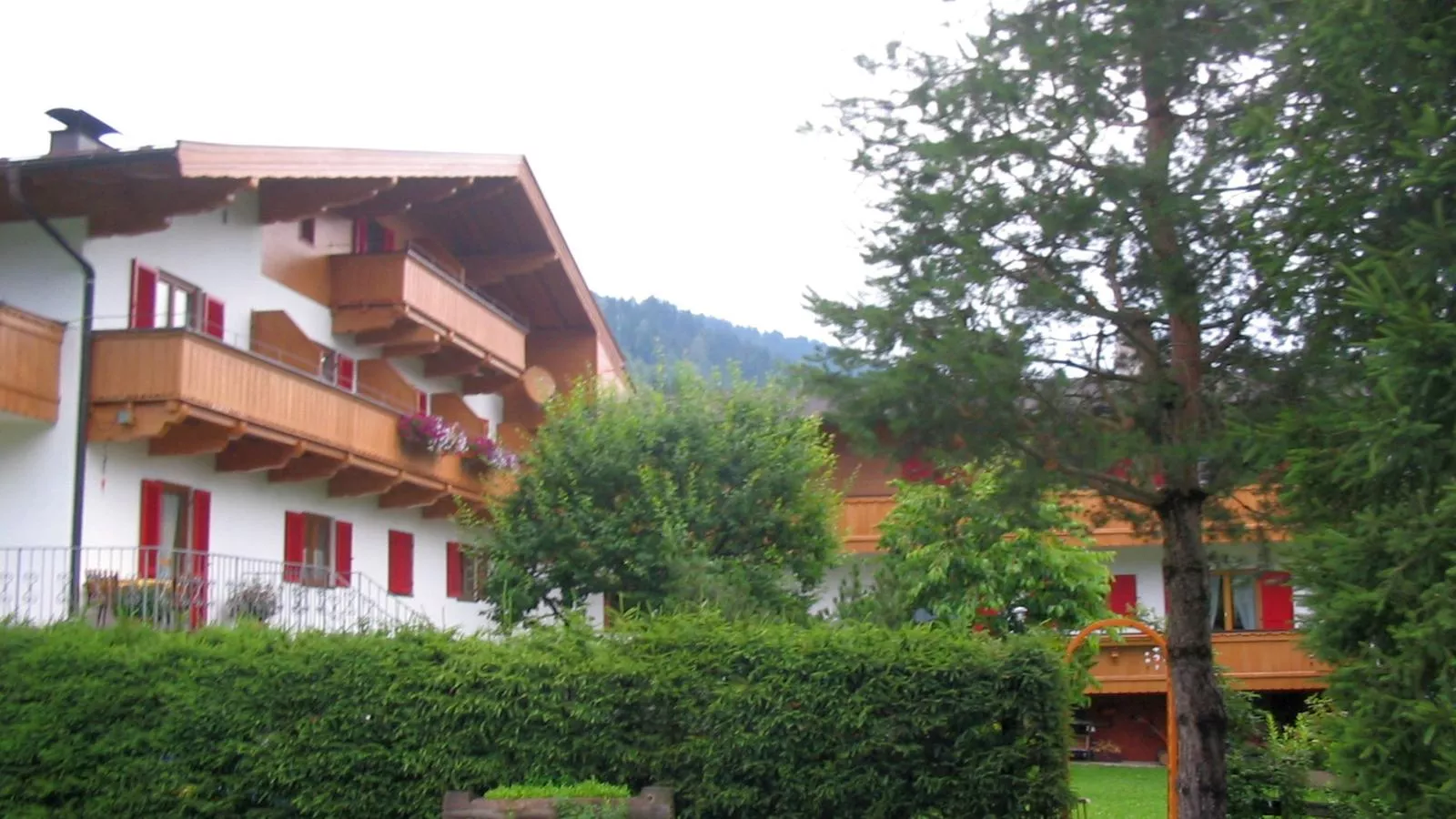 Gästehaus Staffner-Exterior summer